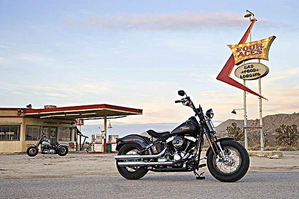 贸易战硝烟下的美国汽车业 关税阴影笼罩，皮卡市场首当其冲